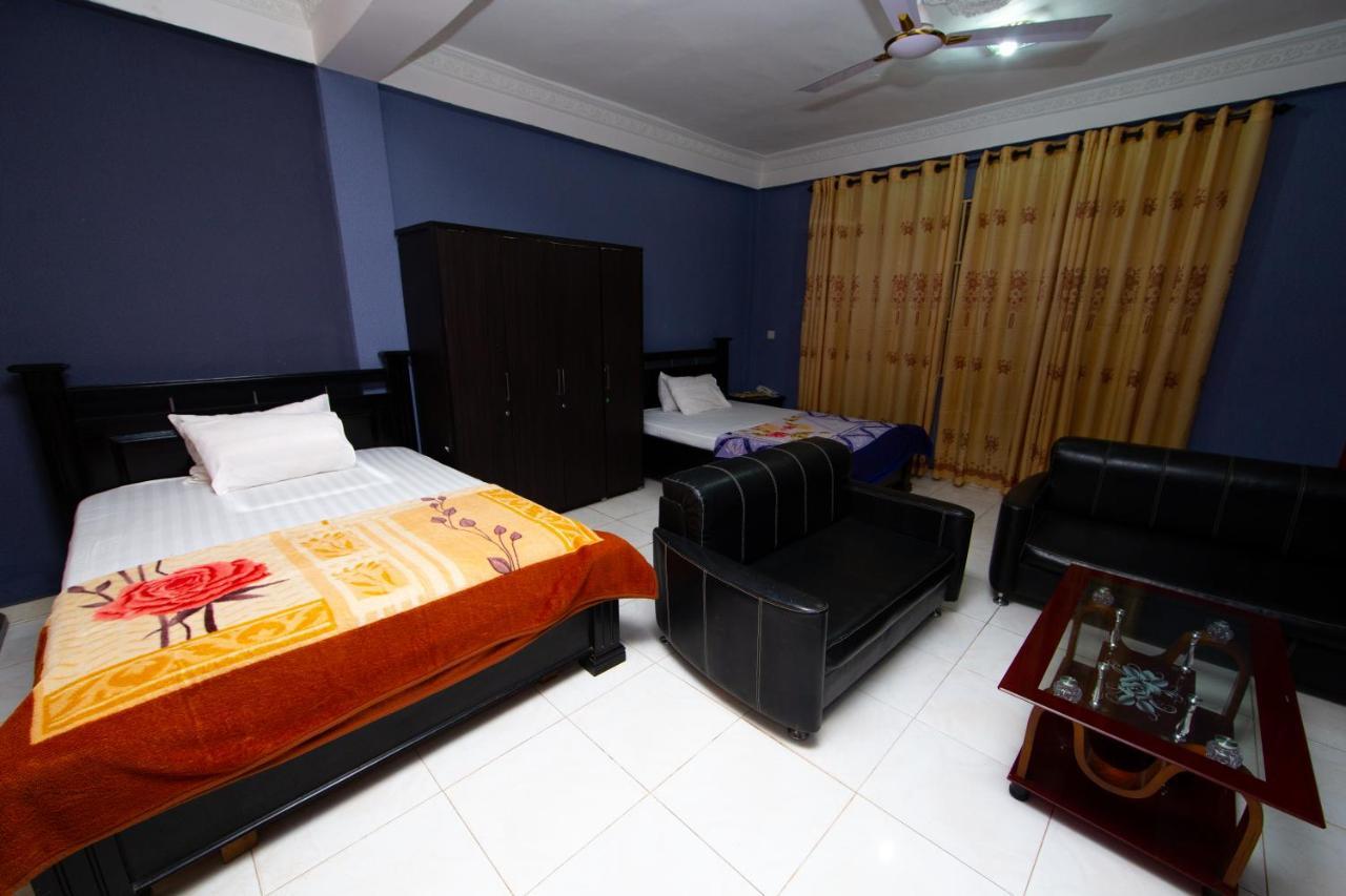 Pemicsa Hotel Accra Spintex エクステリア 写真