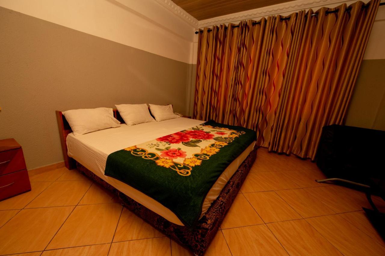 Pemicsa Hotel Accra Spintex エクステリア 写真