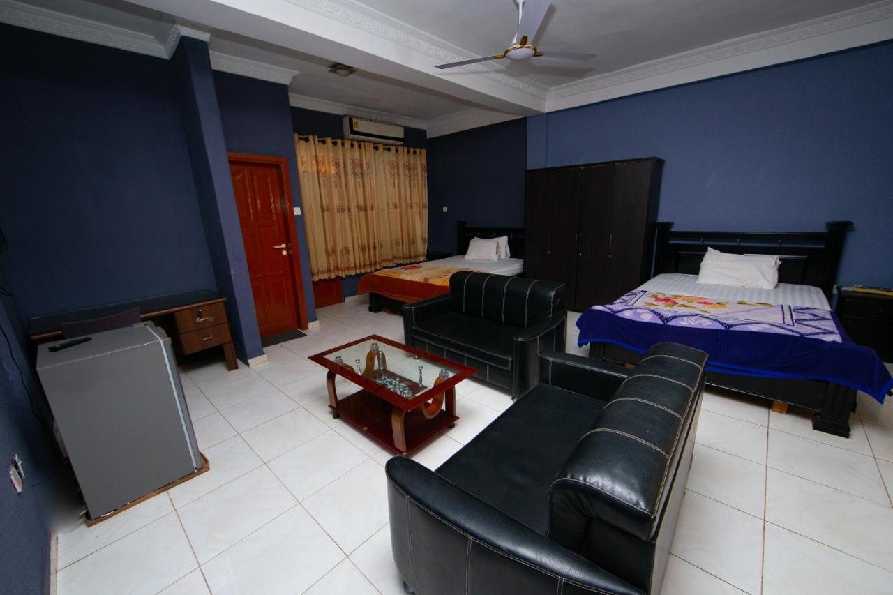 Pemicsa Hotel Accra Spintex エクステリア 写真