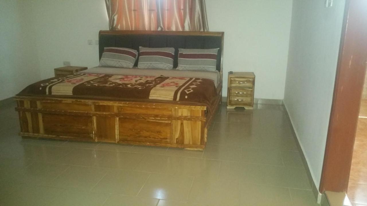 Pemicsa Hotel Accra Spintex エクステリア 写真