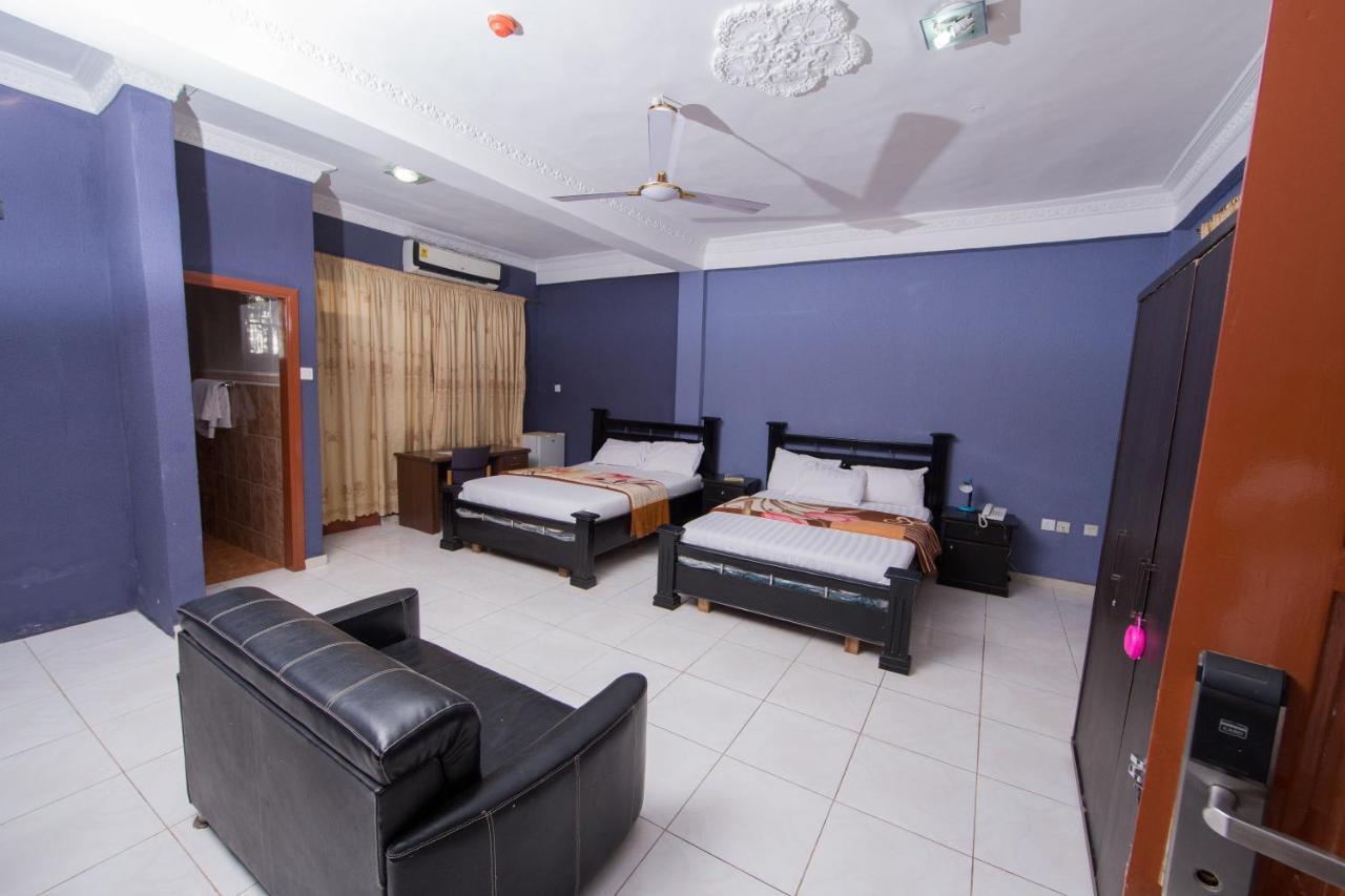 Pemicsa Hotel Accra Spintex エクステリア 写真