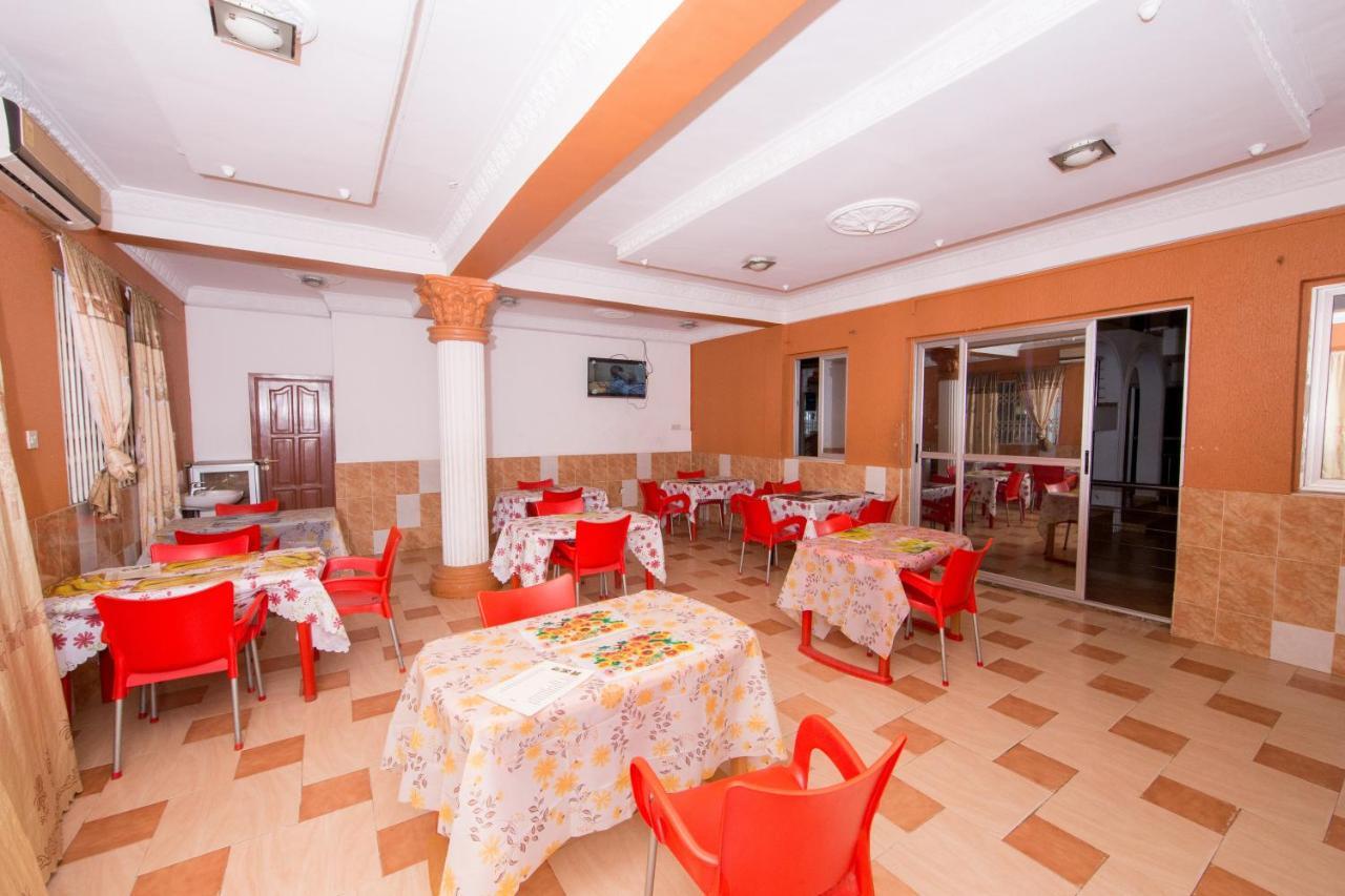 Pemicsa Hotel Accra Spintex エクステリア 写真