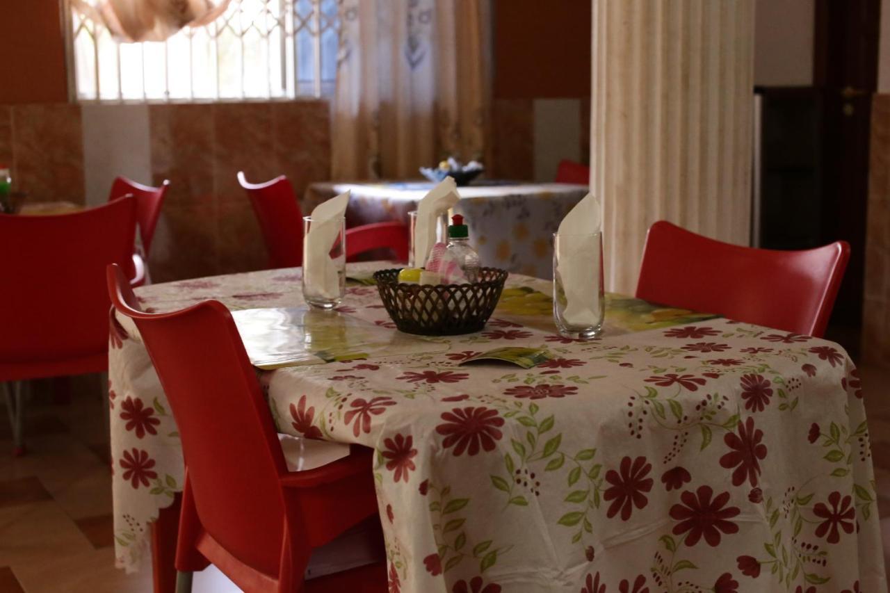 Pemicsa Hotel Accra Spintex エクステリア 写真