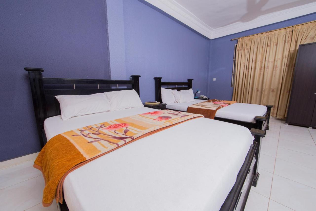 Pemicsa Hotel Accra Spintex エクステリア 写真